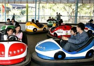 网红漂移碰碰车下载,刺激体验，下载狂欢