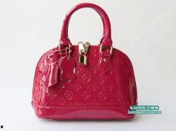 粉色包包明星,明星们的粉色包包风采展示