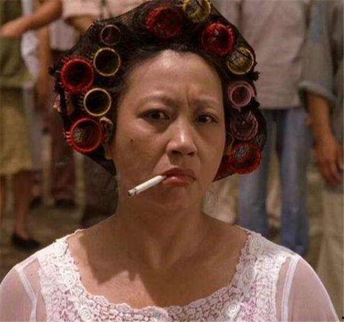 女明星抽雪茄,女明星的雪茄风情