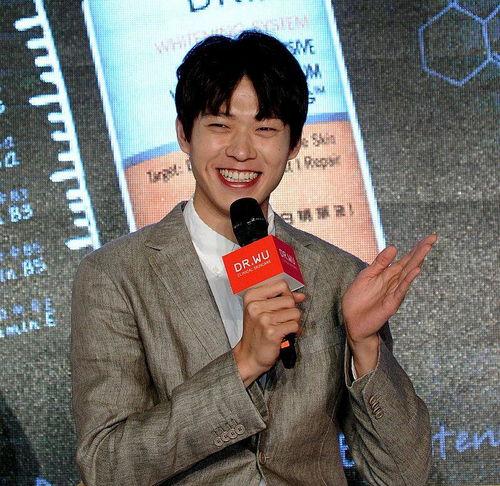 娱乐圈吃瓜第一线嗑cp